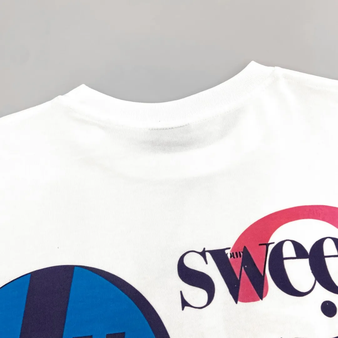 Saint Michael's niche colorful letter printed TEE distressed retro Vintage loose short-sleeved T-shirt. Digital white ink direct injection. The fabric is breathable and the pattern is three-dimensional and clear. Fabric: Double yarn 240g Style number: S915 Size: S-M-L-XL Color: White Price: P110